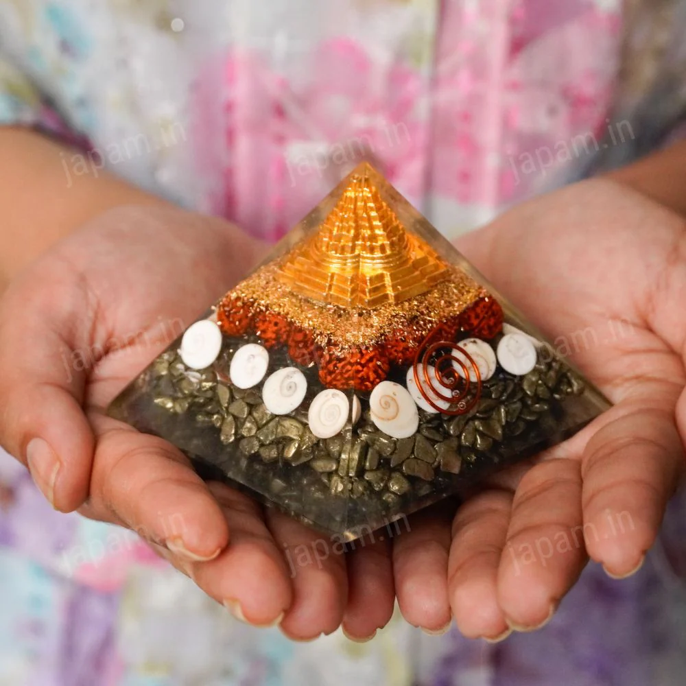 Dhanlabh Pyramid with Shree Yantra, Rudraksha, Gomti Chakra & Pyrite - Image 2
