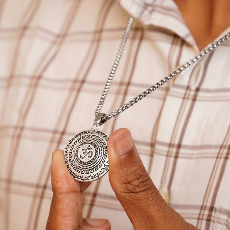 Silver Plated Maha Mrityunjaya Mantra Necklace - Image 4