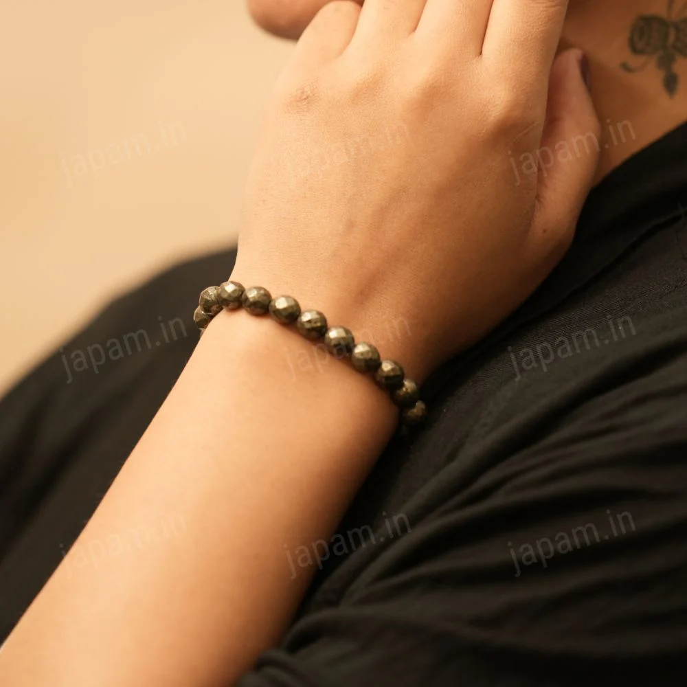 Pyrite Wealth Diamond-Cut Band - Image 3