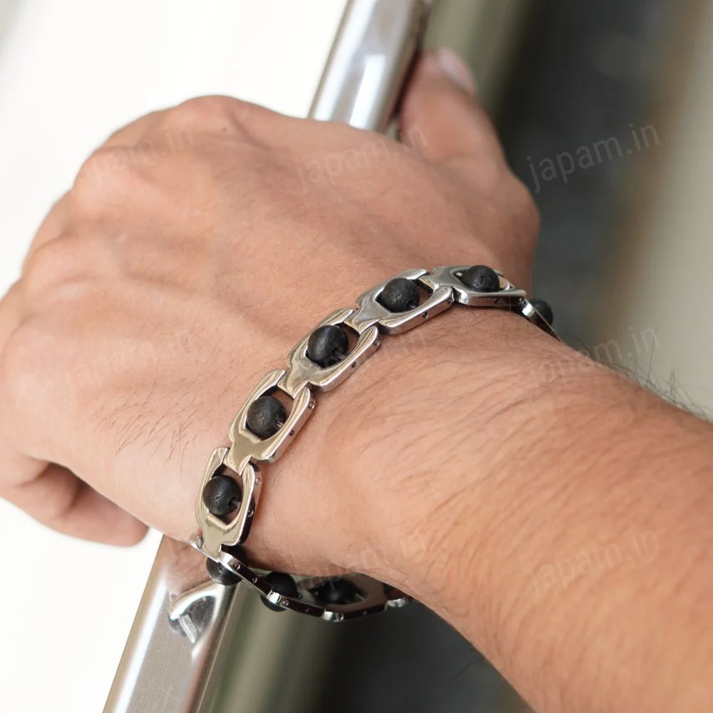 Silver Plated Essential Karungali Bracelet - Image 4